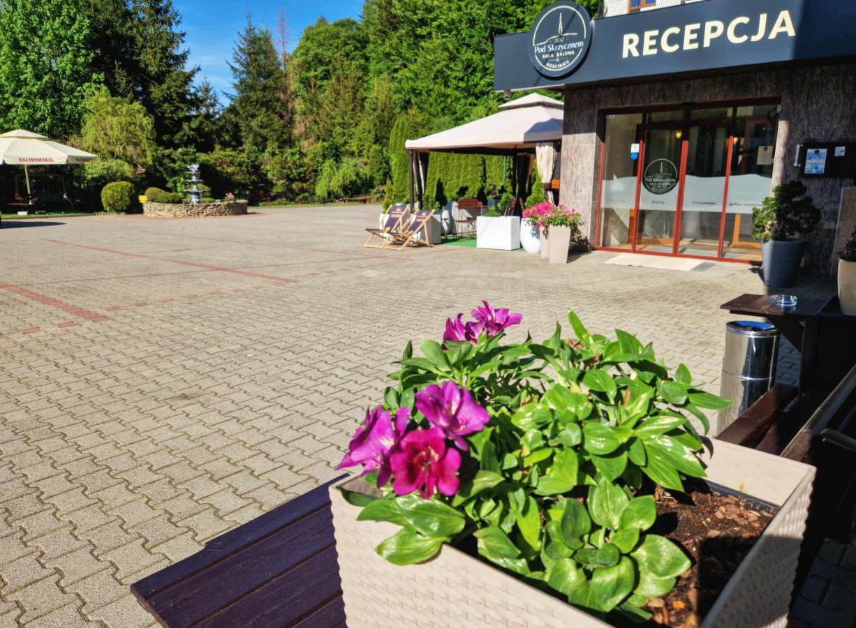 Gosciniec Pod Skrzycznem Hotell Szczyrk Exteriör bild